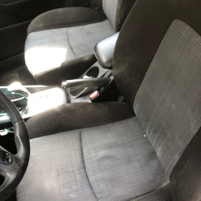 מושבי רכב לפני ניקוי