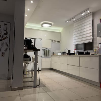 תמונה אינה מציגה עבודה בתחום