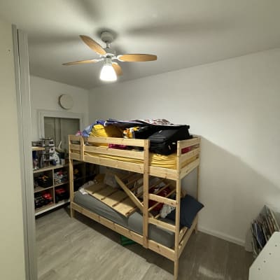 תמונה אינה מציגה עבודה בתחום