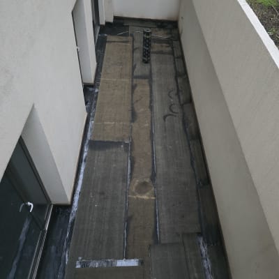 איטום גג עם יריעות ביטומניות