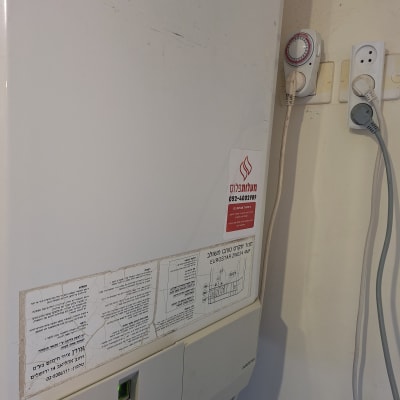 דוד חימום עם מדבקות והוראות שימוש