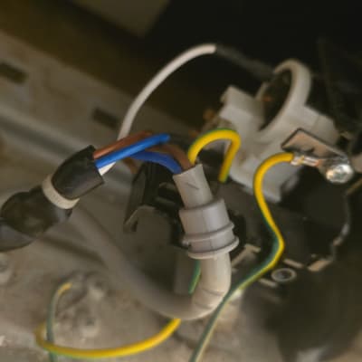 חיבורי חשמל במערכת קירור