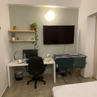 תמונה אינה מציגה עבודה בתחום