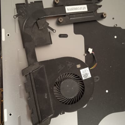 מאוורר קירור למחשב נייד עם צלעות קירור