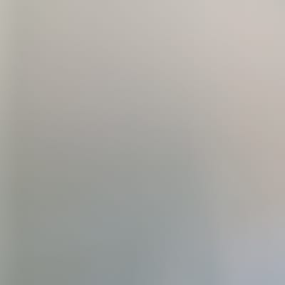 קיר צבוע בגוון בהיר