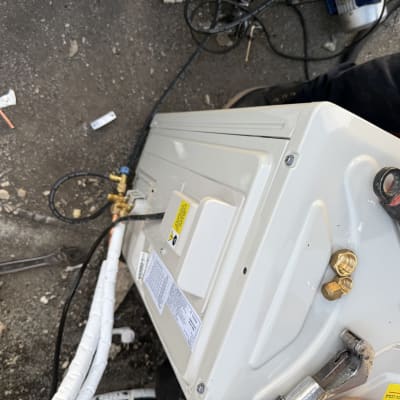 יחידה חיצונית במזגן