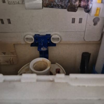 חלקי צנרת ומחברים במערכת אינסטלציה