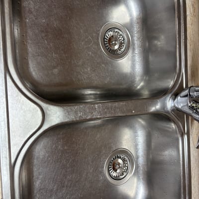 כיור נירוסטה כפול עם ברז