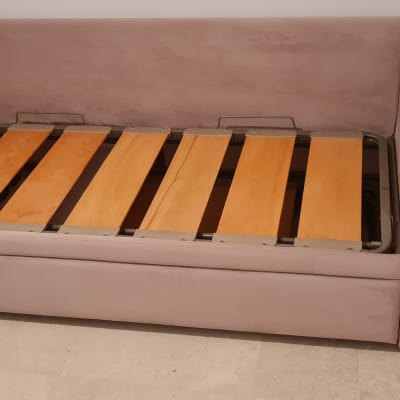 שלד ספת נוער מרופדת בבד ללא מזרן