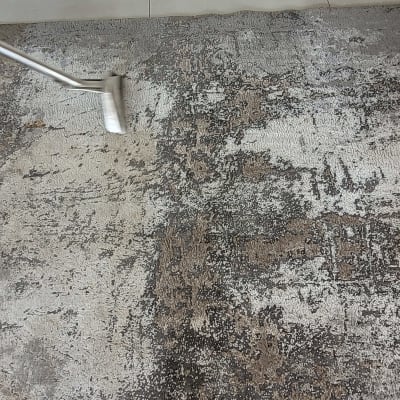 שואב אבק מנקה שטיח אפור כהה