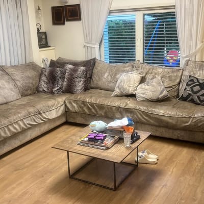 תמונה אינה מציגה עבודה בתחום