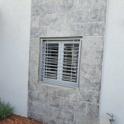 סורג חדר ממ"ד