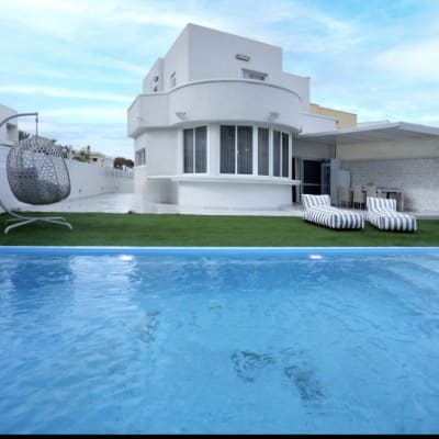 תמונה אינה מציגה עבודה בתחום