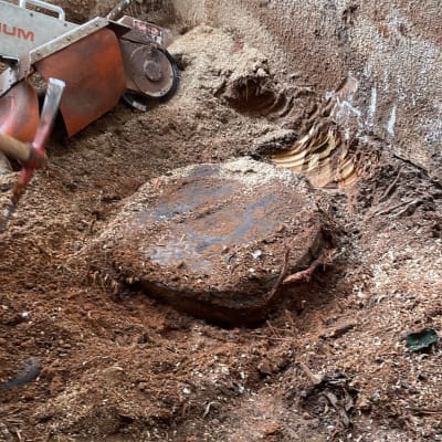 כלי עבודה לחפירה ותיקון צנרת ביוב