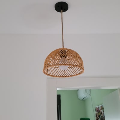 מנורת תקרה תלויה עם אהיל קלוע