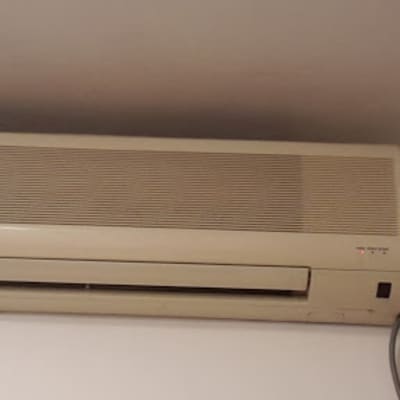 מזגן יונדאי ישן...