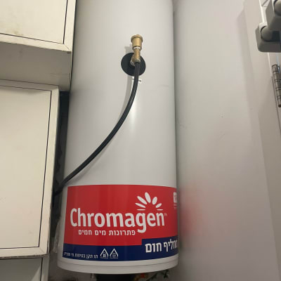 דוד שמש כרומגן עם צינור חיבור עליון