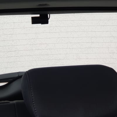 מצלמת רכב מותקנת על שמשה אחורית