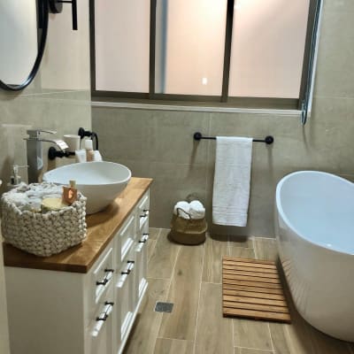 חדר אמבטיה לאחר שיפוץ