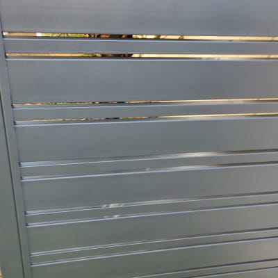 זה השער החדש עבודה יפה ואכותית ומקצועית