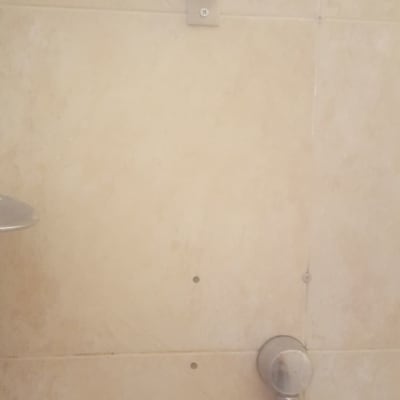 לפני. החור העליון היה החור ממנו היה הפיצוץ