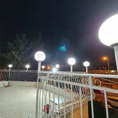 בגג פתוח התקנה מהיסוד כל התאורה 