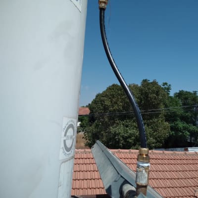 התקנת צינור אספקת מים חליפי ךאחרנאיתור נזילה ופיצוץ בצינור הישן