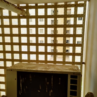 הרשת דקה אז כמעט ולא רואים בתמונה