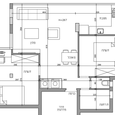 תוכנית אדריכלית של דירה עם חדרים ומידות