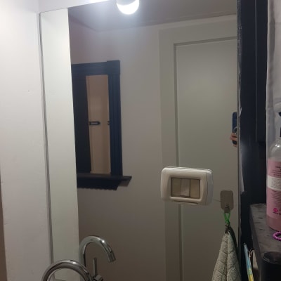 מראה לפינת נטילת ידיים