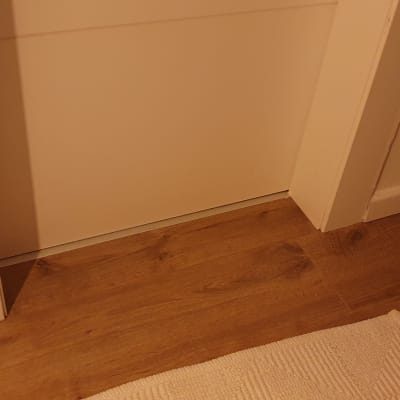 היה פה פעם פרקט הרוס והוא שם חדש