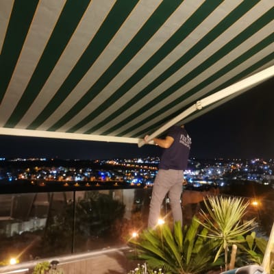 אחרי במהלך העבודה