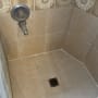 מקלחת עם אריחים וברז, שיפוץ חדר אמבטיה