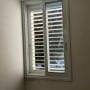 חלון אלומיניום עם תריסים פנימיים