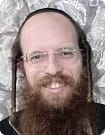 תמונה של יצחק מדביק טפטים - מקום 1