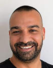 תמונת פורטרט של בעל המקצוע
