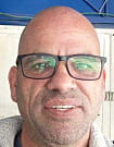 תמונת פורטרט של בעל המקצוע