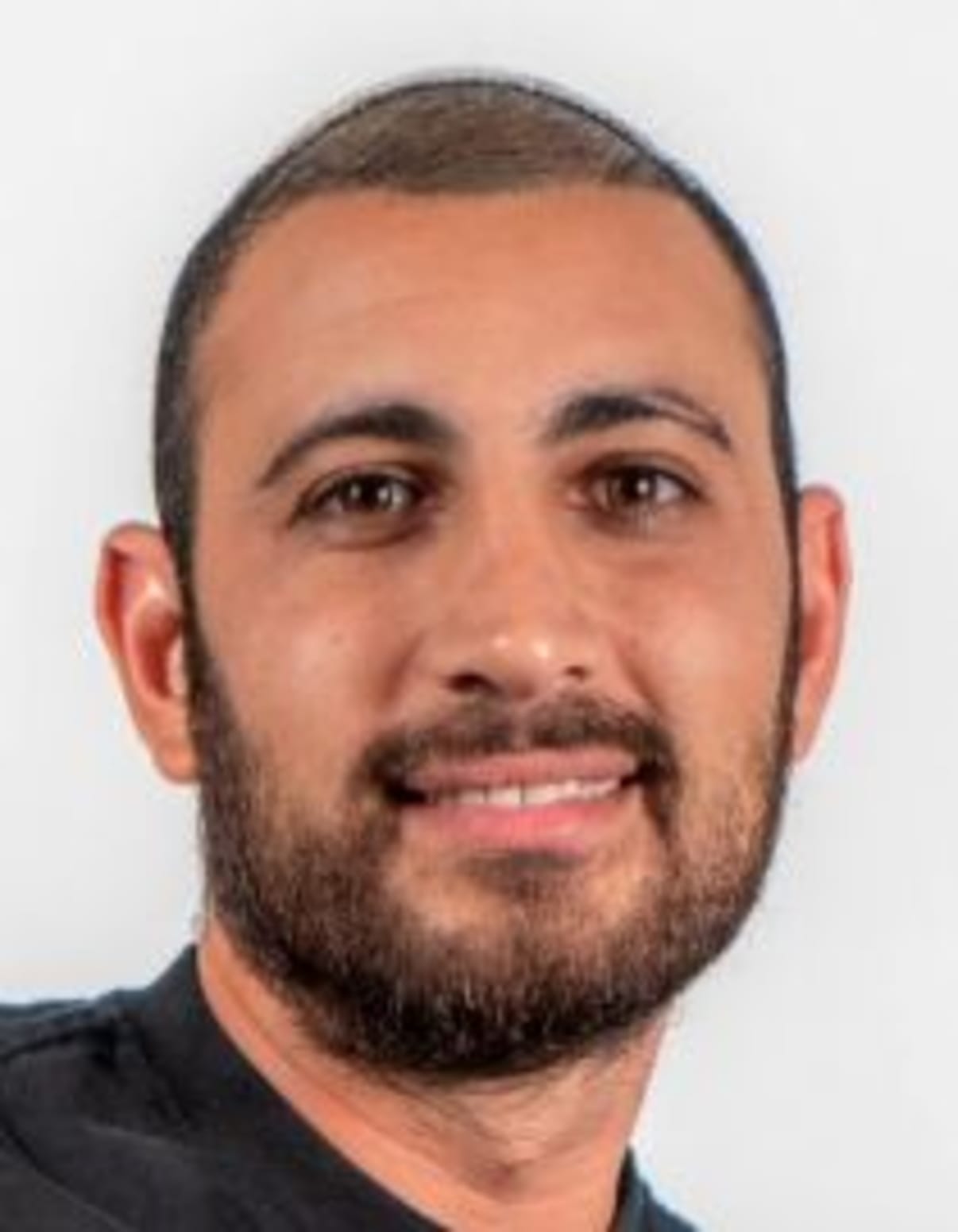 תמונת פורטרט של בעל המקצוע