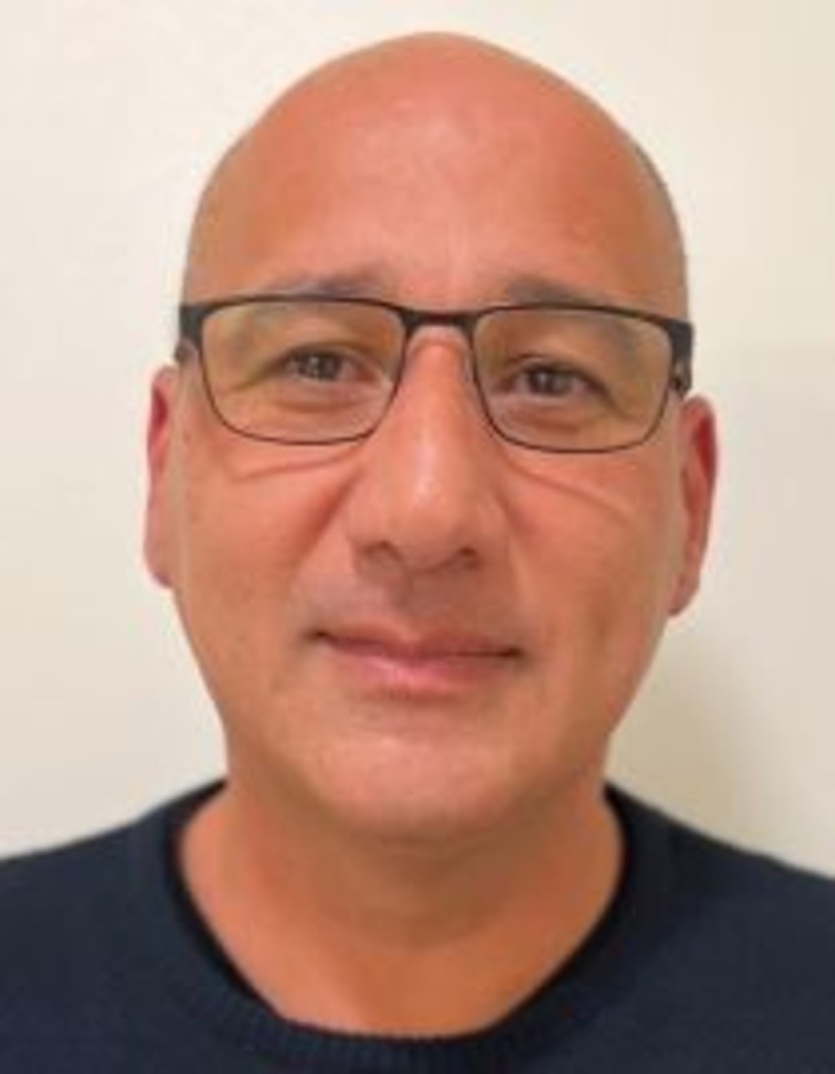 תמונת פורטרט של בעל המקצוע