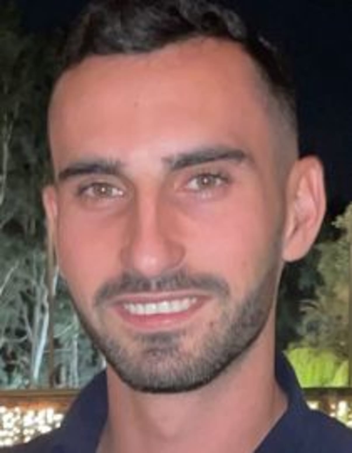 תמונת פורטרט של בעל המקצוע