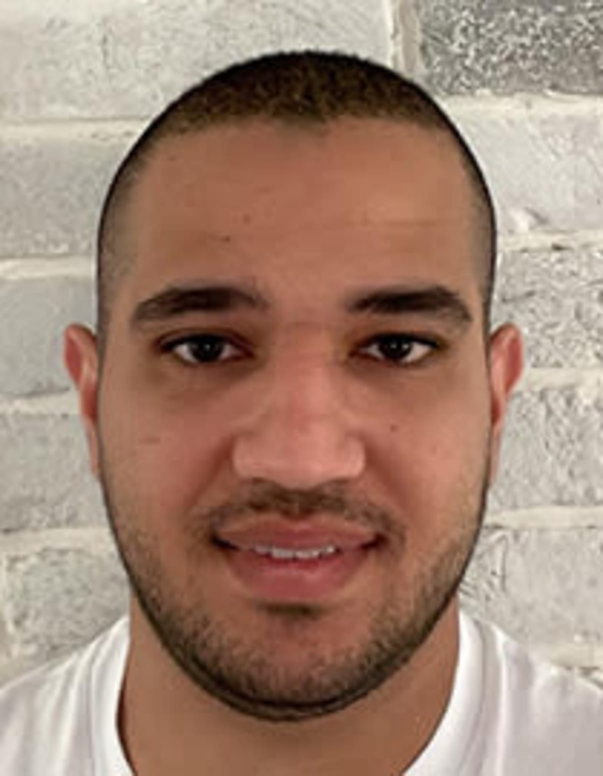 תמונת פורטרט של בעל המקצוע