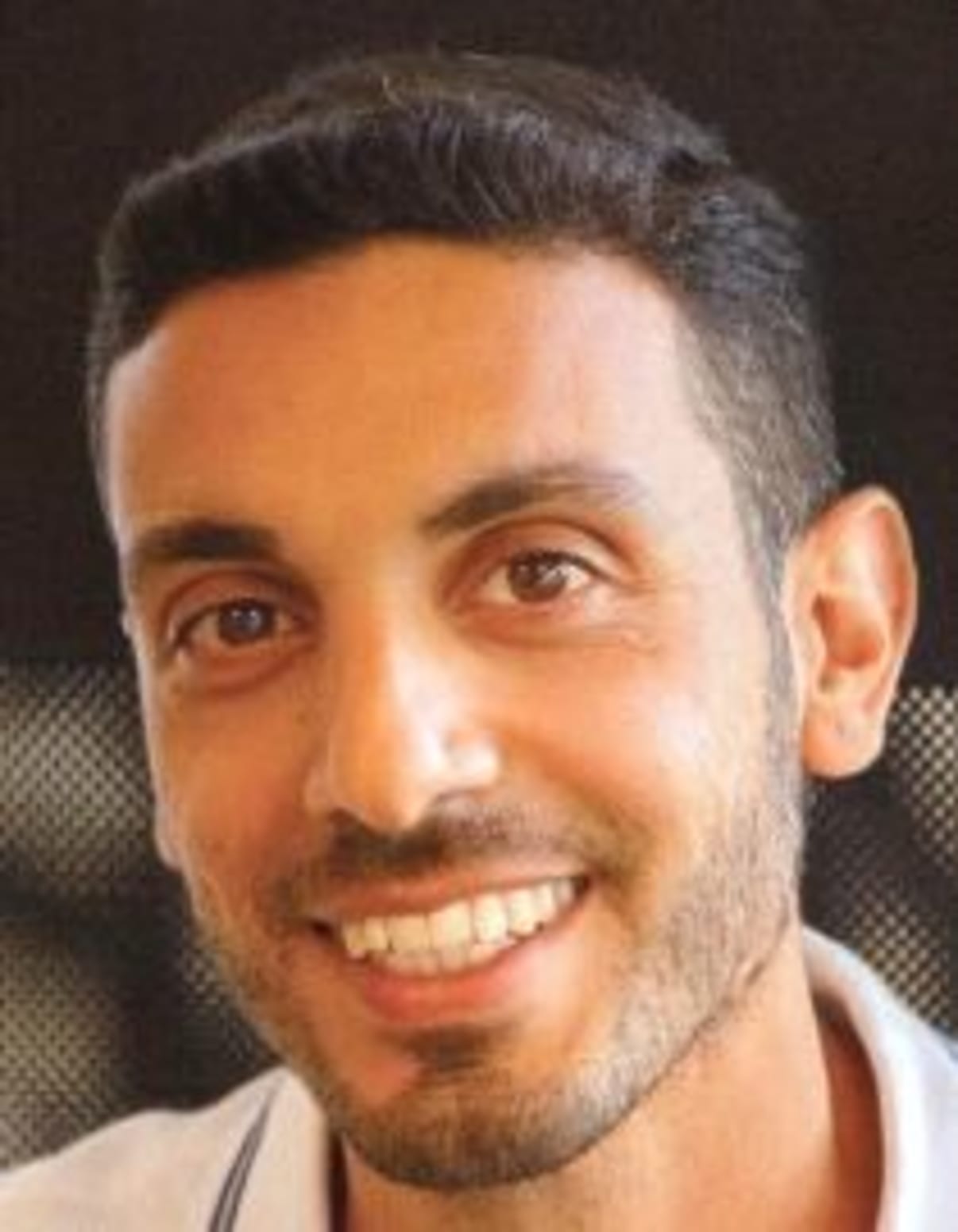 תמונת פורטרט של בעל המקצוע