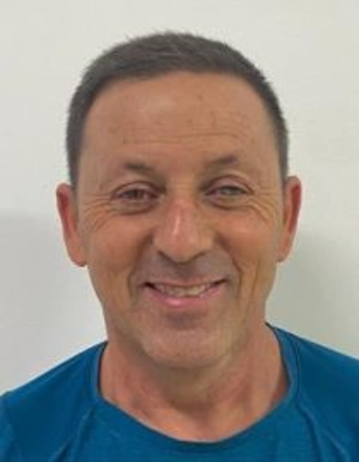 תמונת פורטרט של בעל המקצוע