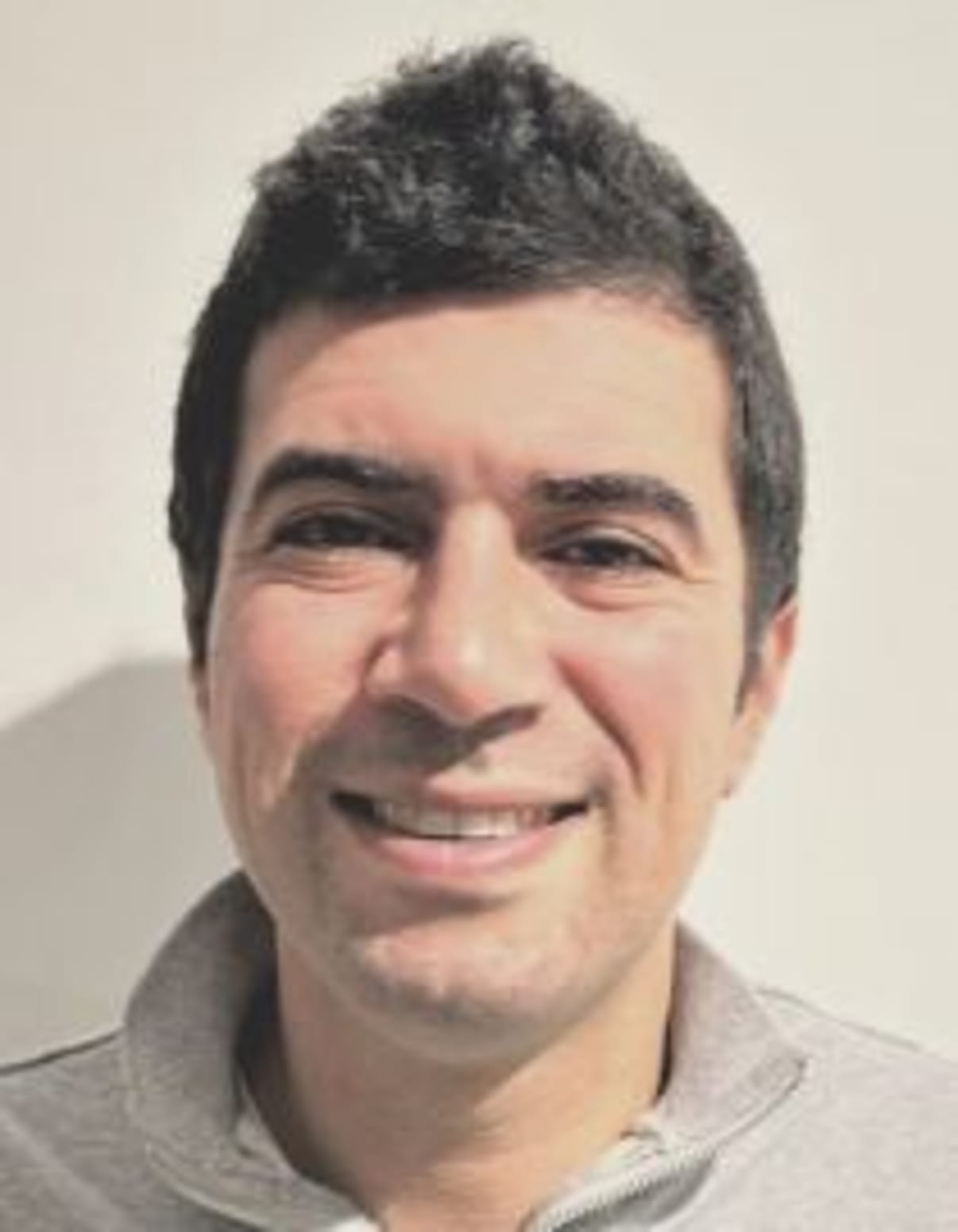 תמונת פורטרט של בעל המקצוע