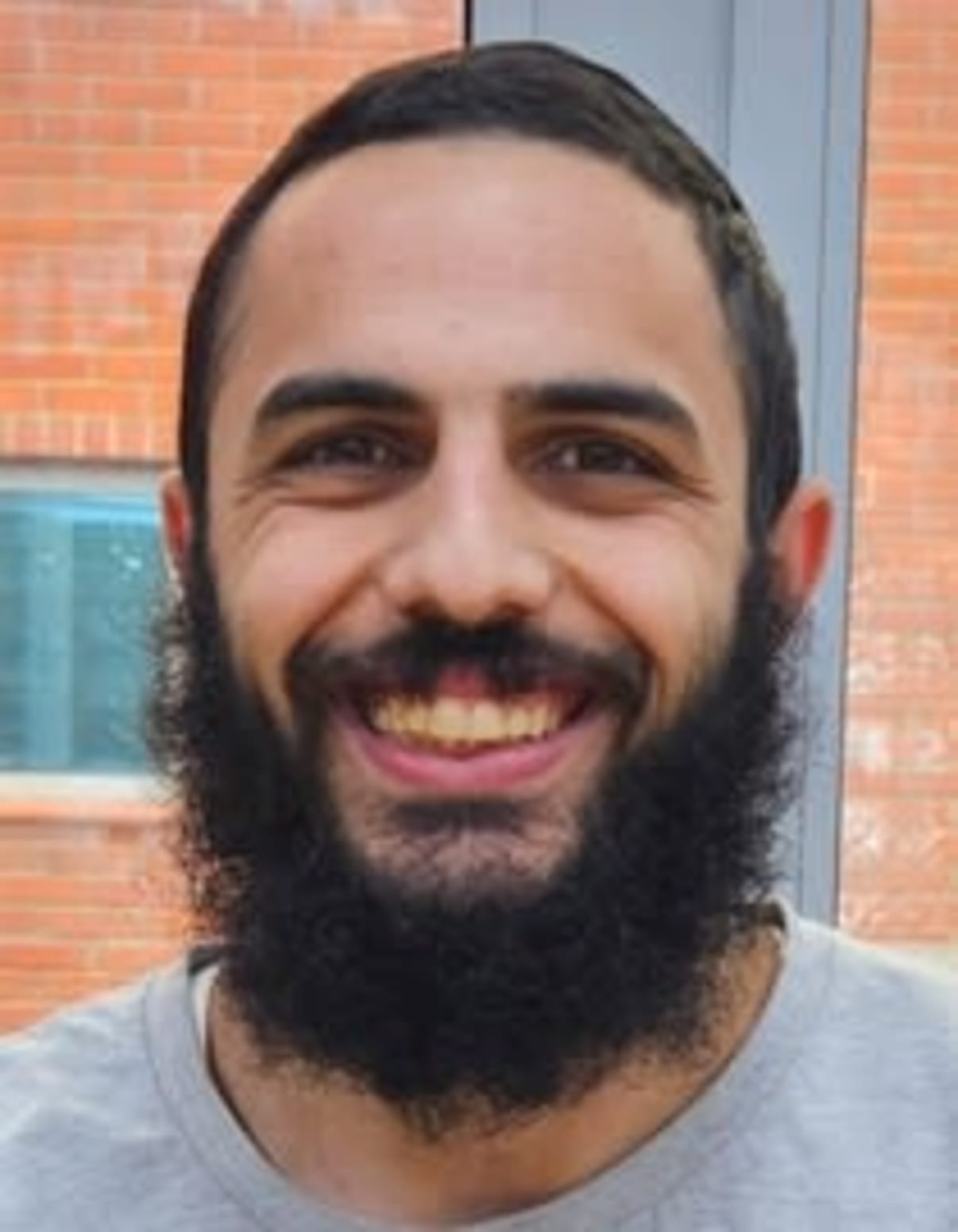 תמונת פורטרט של בעל המקצוע