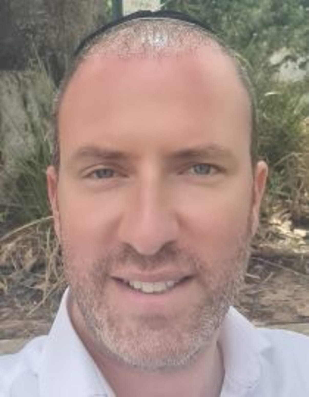 תמונת פורטרט של בעל המקצוע