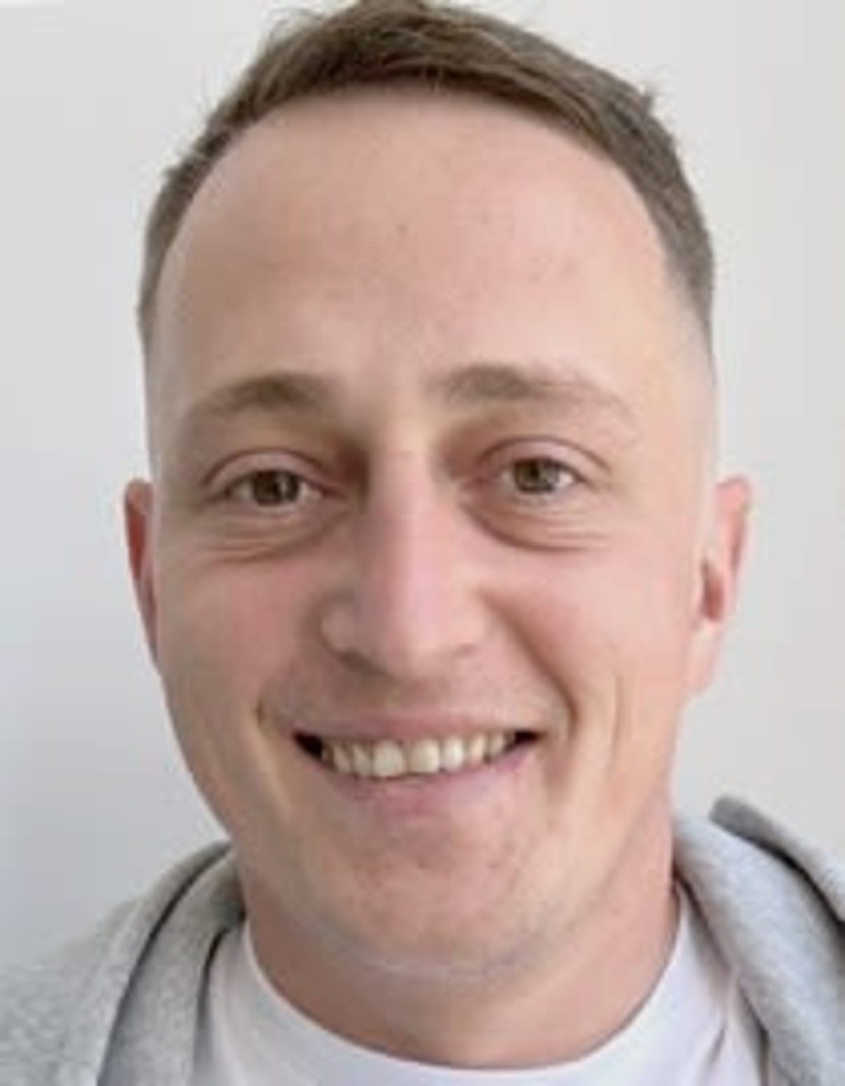 תמונת פורטרט של בעל המקצוע