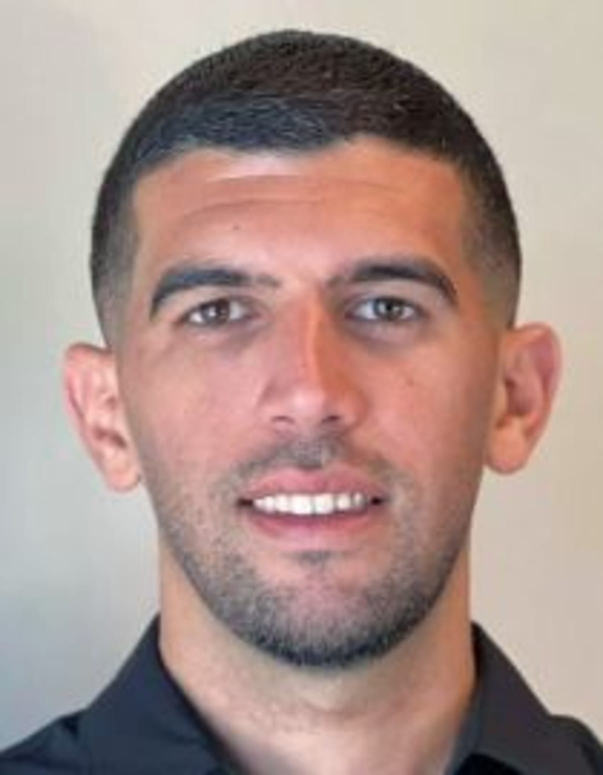 תמונת פורטרט של בעל המקצוע