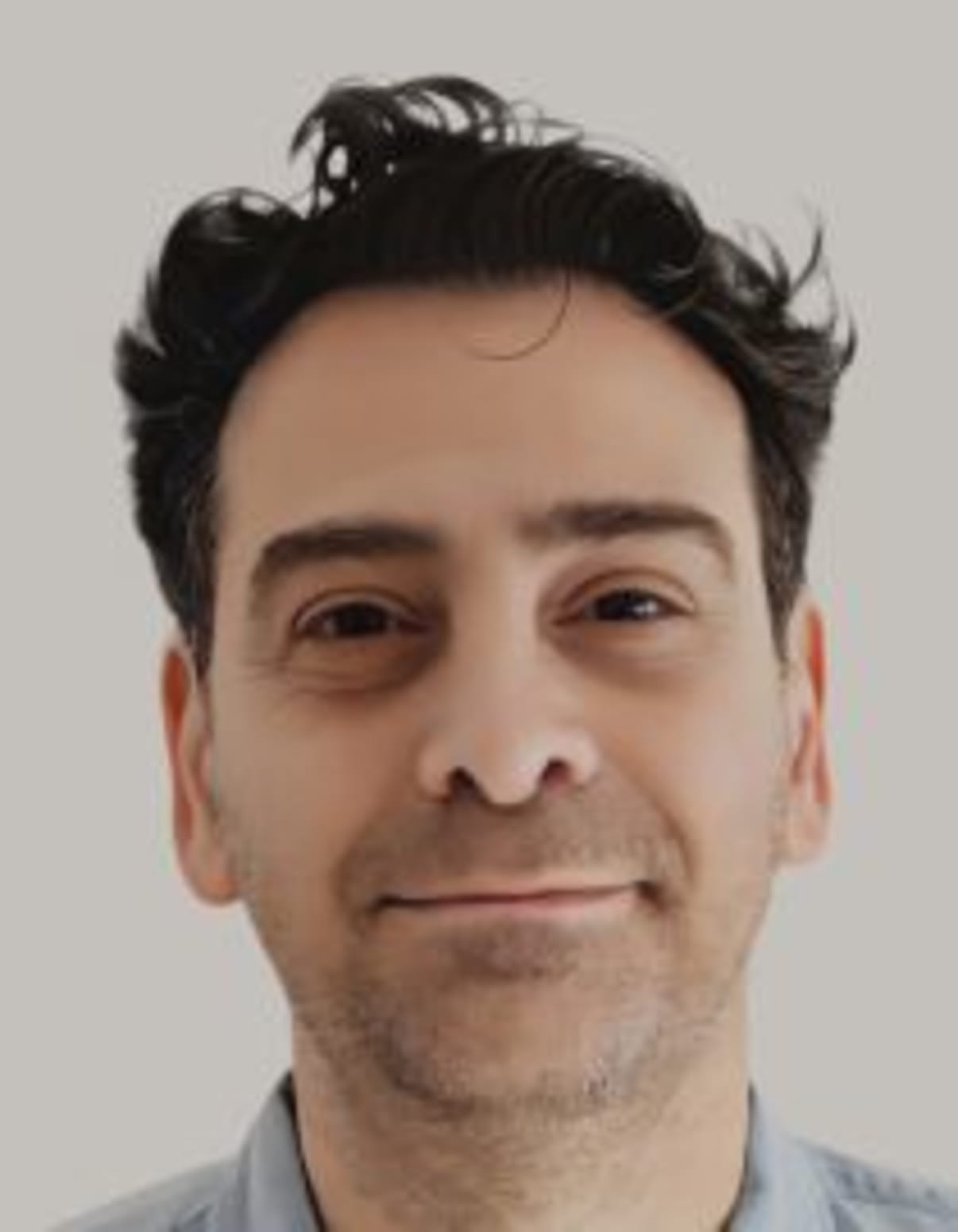 תמונת פורטרט של בעל המקצוע