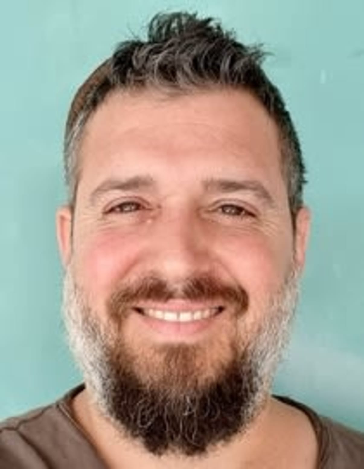 תמונת פורטרט של בעל המקצוע